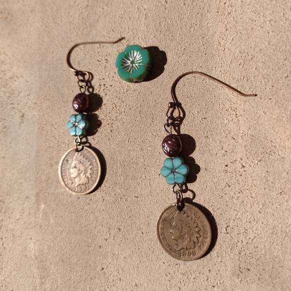 Sale ANTIQUE Handmade Turquoise Flower Indian Head Penny French Hook Earrings - Picture 8 of 11